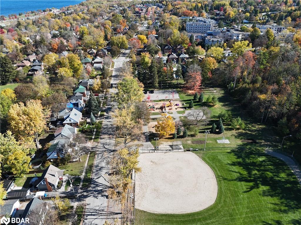 









25


Holgate

Street,
Barrie,




ON
L4N 2T6

