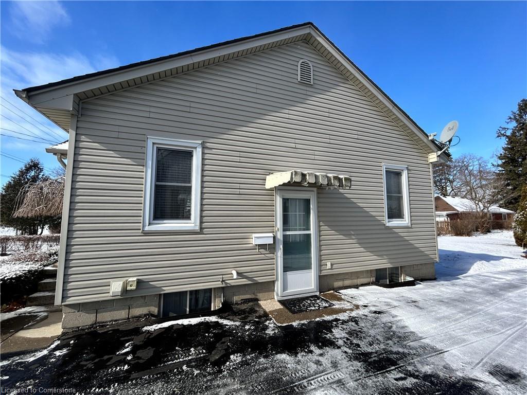 









513


Queensway

Road West,
Simcoe,




ON
N3Y 4R5

