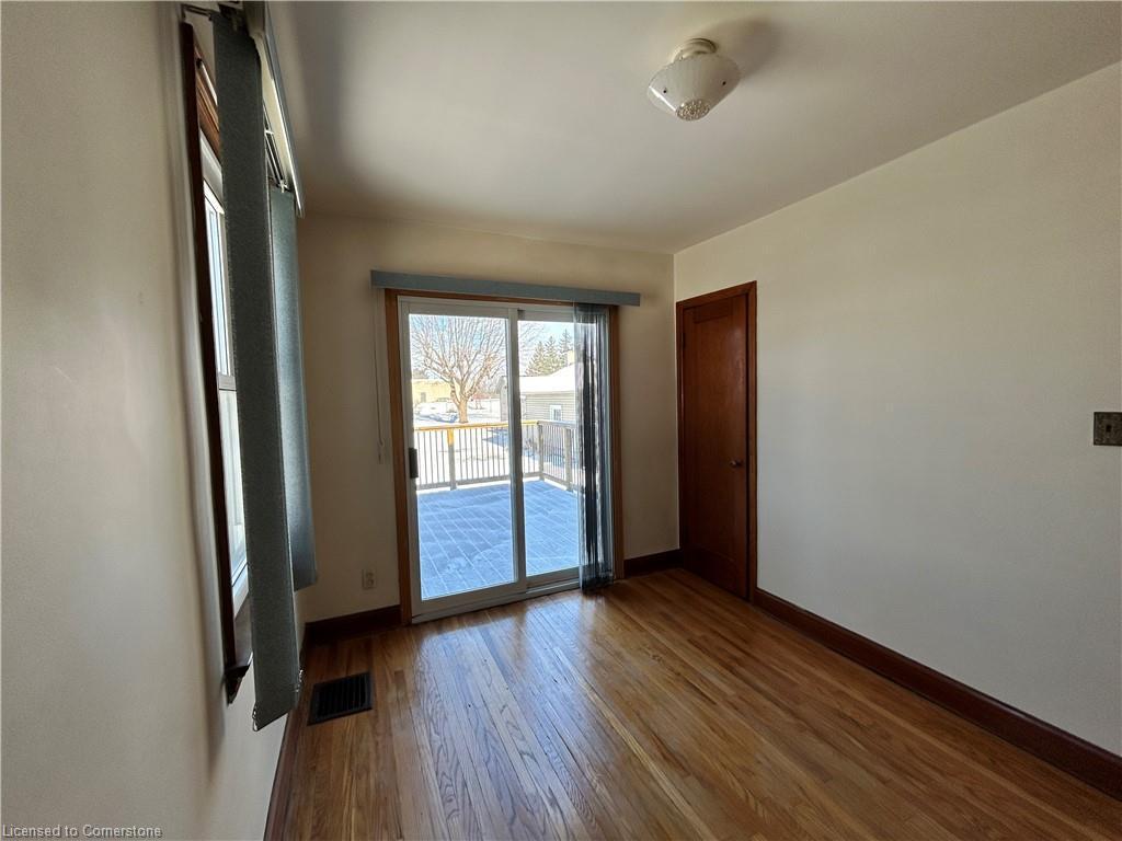 









513


Queensway

Road West,
Simcoe,




ON
N3Y 4R5

