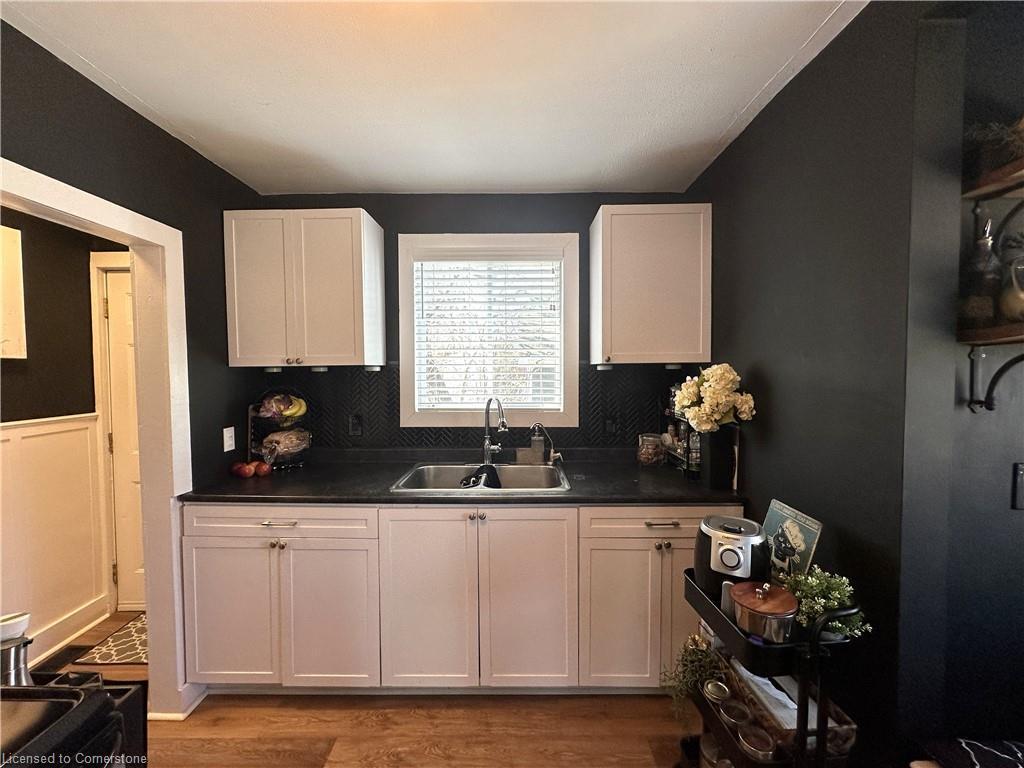 









78


Queensway

Drive East,
Simcoe,




ON
N3Y 4M6

