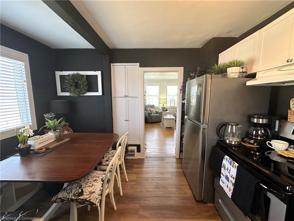 









78


Queensway

Drive East,
Simcoe,




ON
N3Y 4M6

