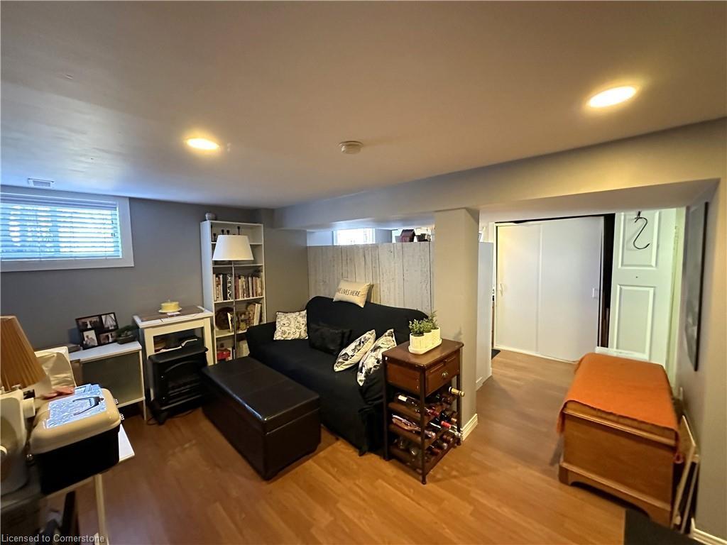 









78


Queensway

Drive East,
Simcoe,




ON
N3Y 4M6

