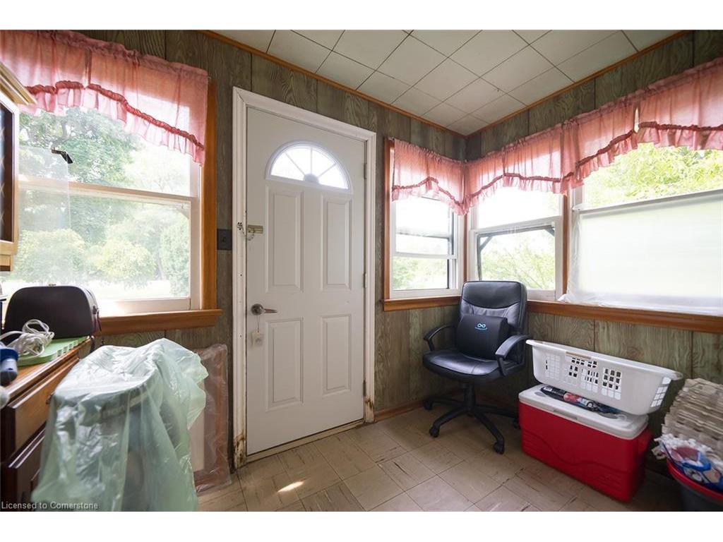 









2370


Highway 24 East

,
Simcoe,




ON
N3Y 4K2


