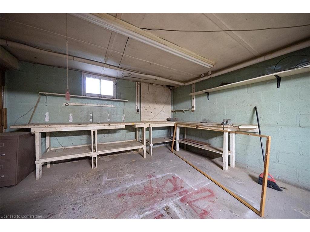 









2370


Highway 24 East

,
Simcoe,




ON
N3Y 4K2

