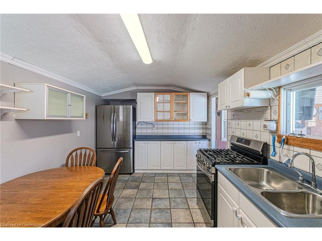 









46


Garden

Street,
Simcoe,




ON
N3Y 1C4

