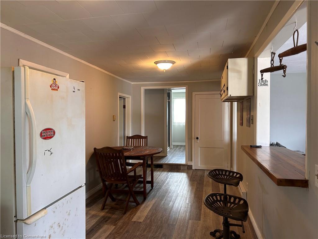 









750


Charlotteville Road 8

,
Simcoe,




ON
N3Y 4K5

