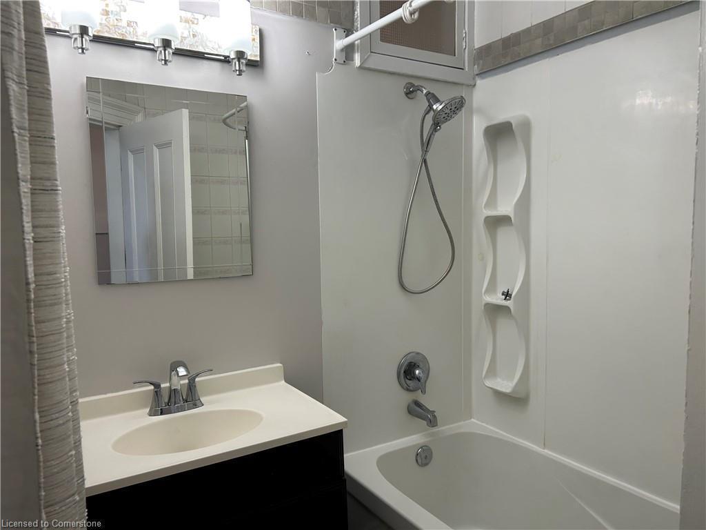 









209


West

Street, 1,
Simcoe,




ON
N3Y 1S9


