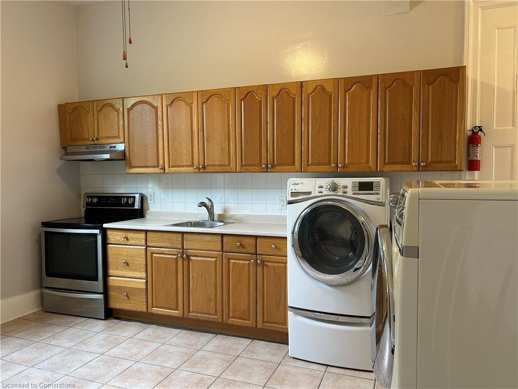 









209


West

Street, 1,
Simcoe,




ON
N3Y 1S9

