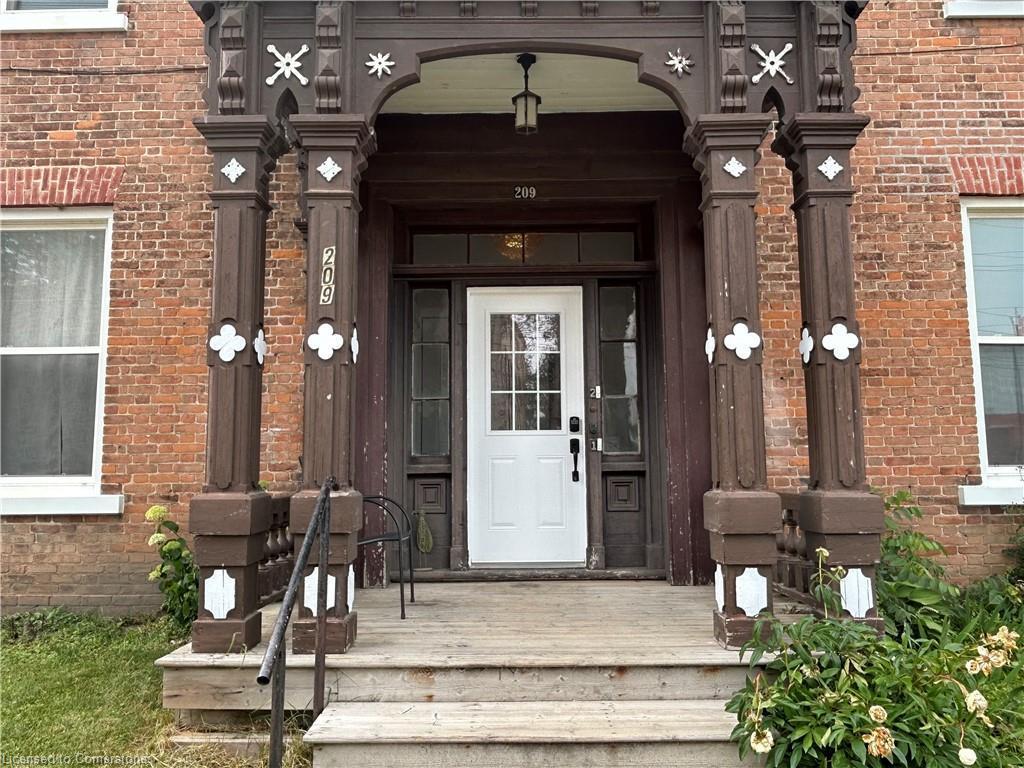 









209


West

Street, 1,
Simcoe,




ON
N3Y 1S9

