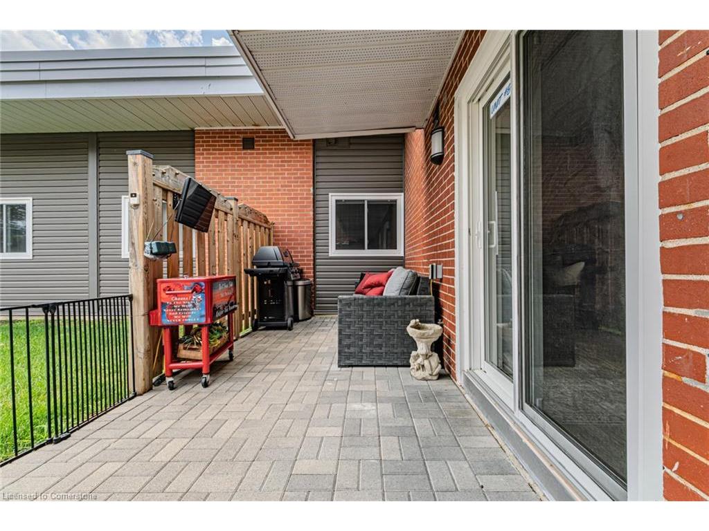 









992


Windham Centre

Road, 8,
Windham Centre,




ON
N0E 2A0

