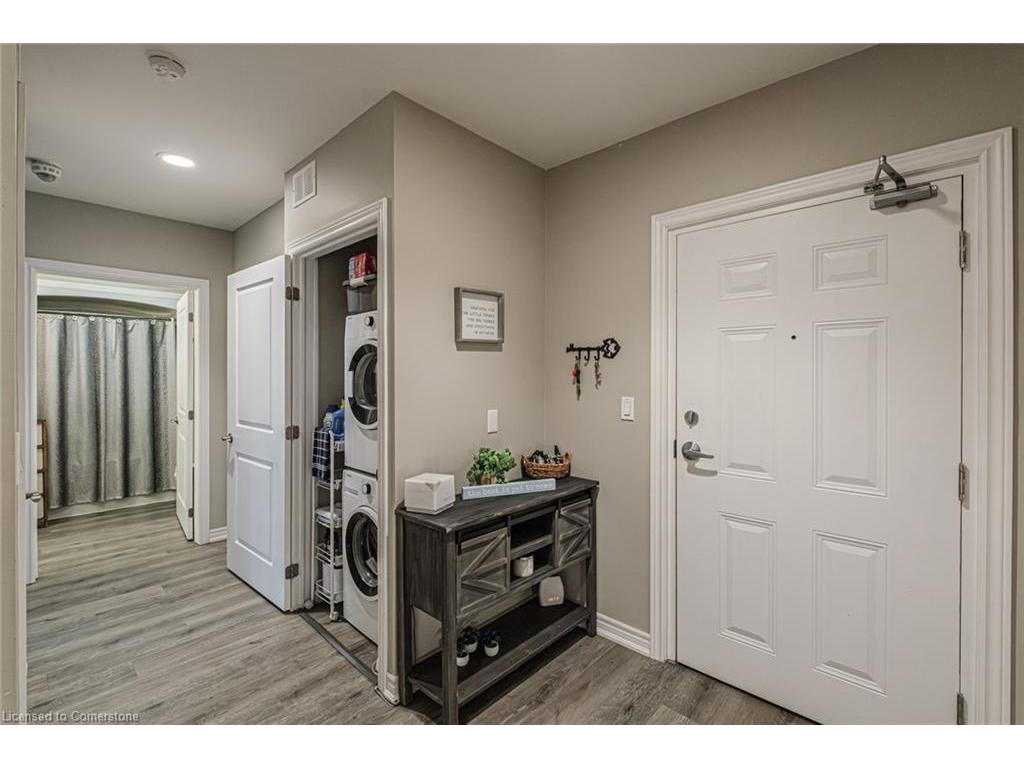 









992


Windham Centre

Road, 8,
Windham Centre,




ON
N0E 2A0

