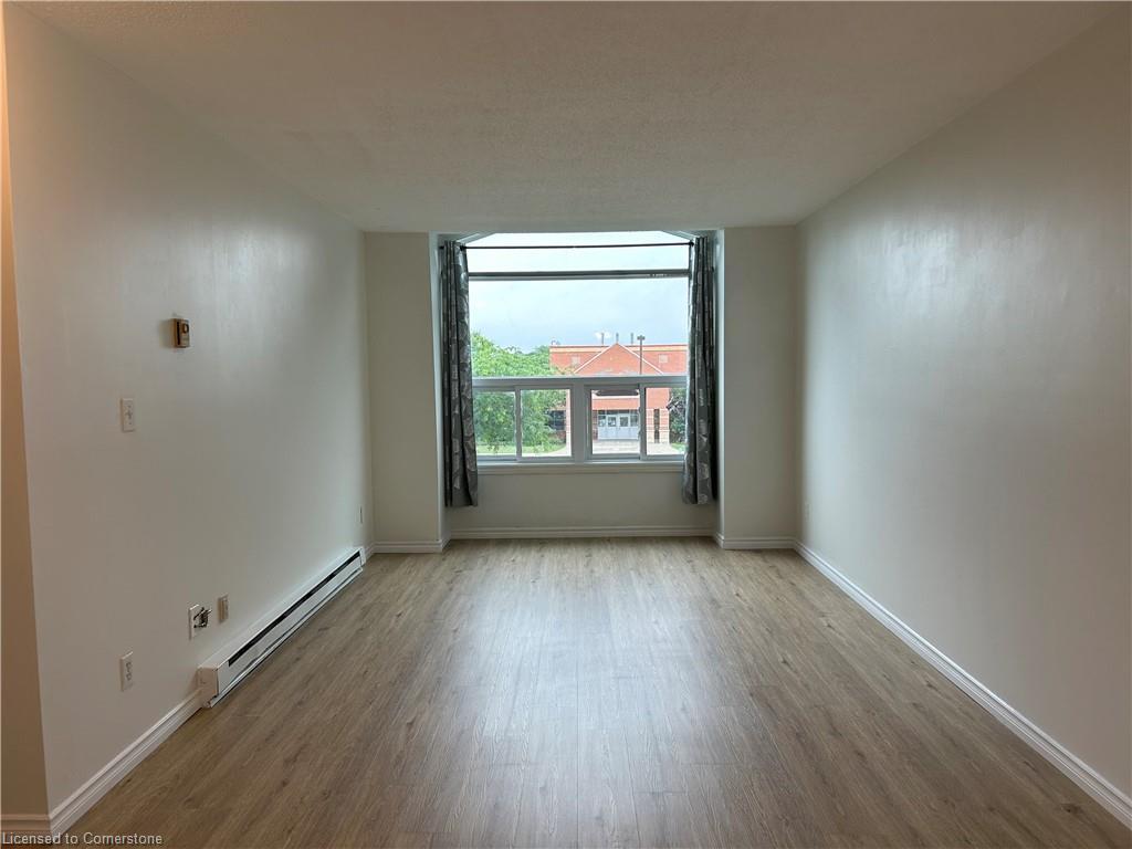 









60


Donly

Drive South, 310,
Simcoe,




ON
N3Y 5K3

