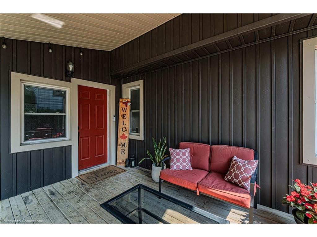 









258


Norfolk

Avenue,
Delhi,




ON
N4B 2N3

