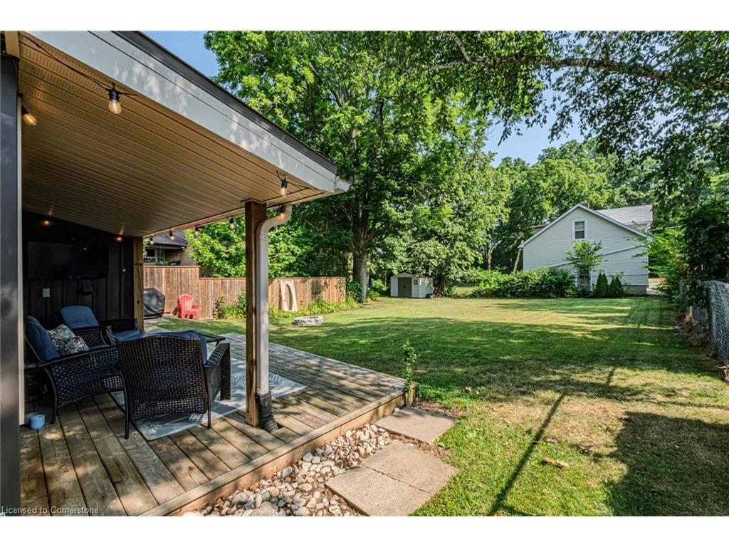 









258


Norfolk

Avenue,
Delhi,




ON
N4B 2N3

