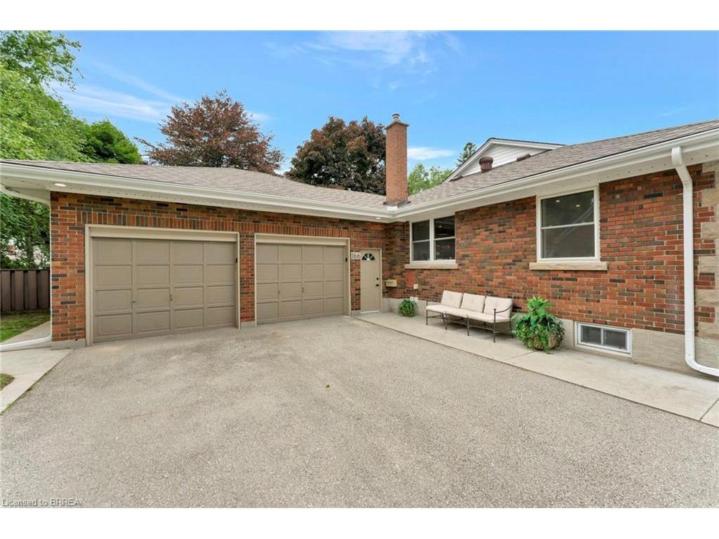 









166


St George

Street,
Brantford,




ON
N3R 1V8

