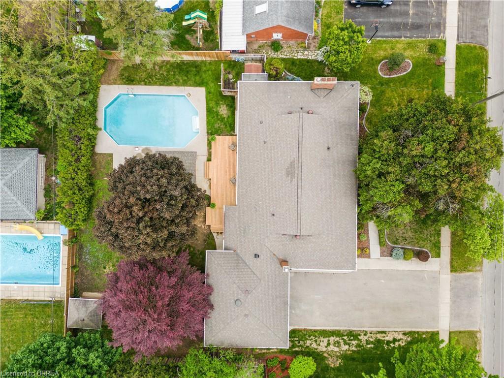 









166


St George

Street,
Brantford,




ON
N3R 1V8

