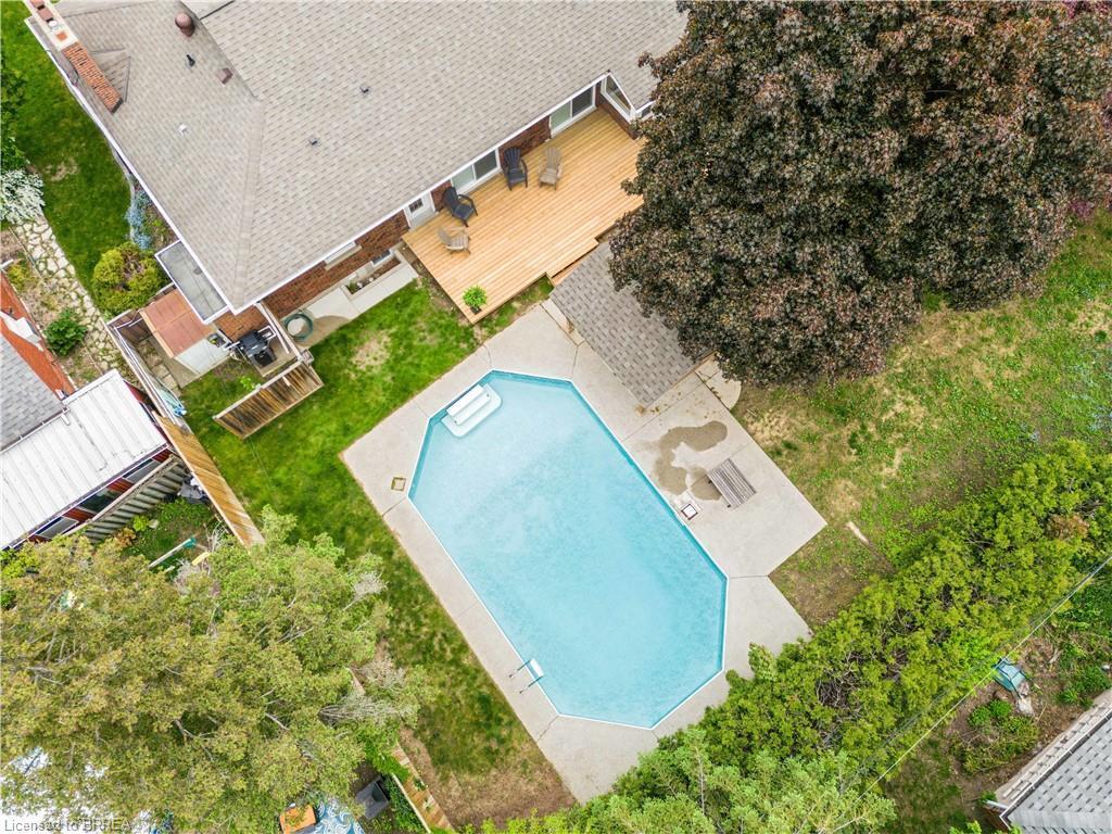 









166


St George

Street,
Brantford,




ON
N3R 1V8

