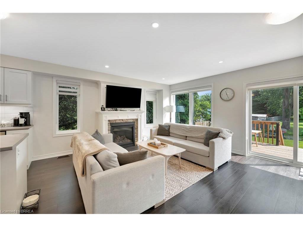 









263


Owen

Street,
Simcoe,




ON
N3Y 2V3

