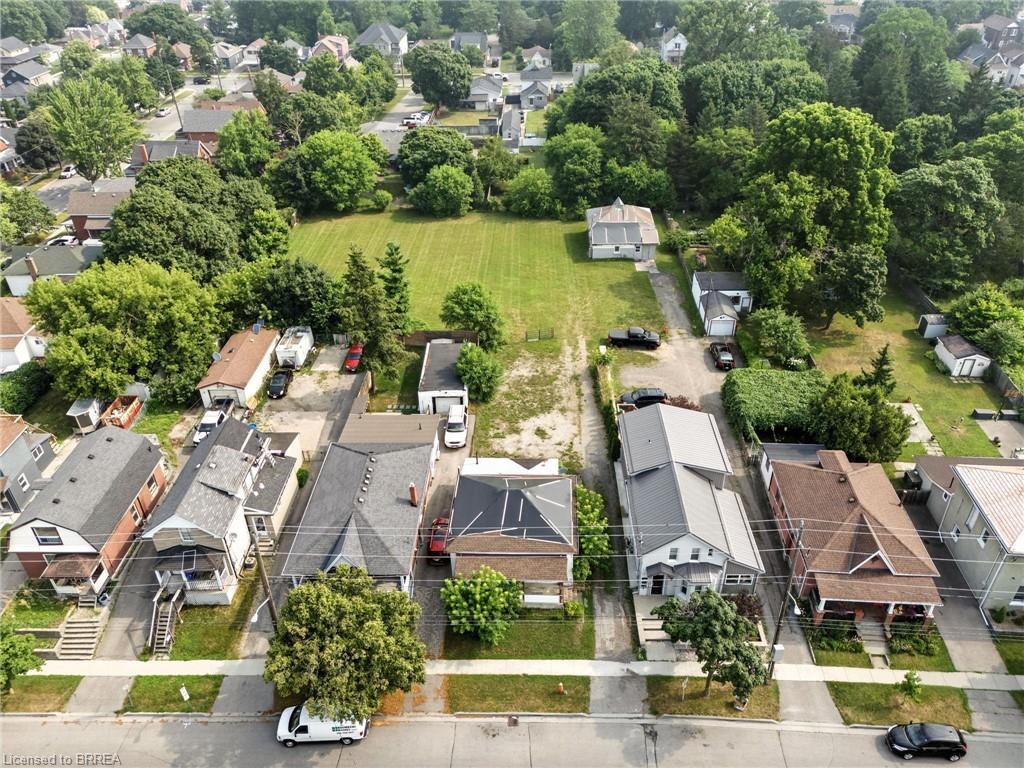 









155 1/2


Terrace Hill

Street,
Brantford,







ON
N3R 1G5

