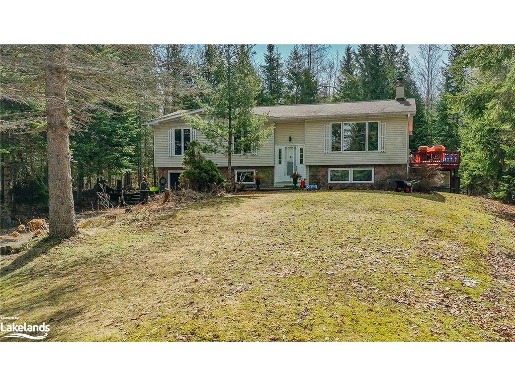 









1378


Old Highway 117

Road,
Baysville,




ON
P0B 1A0

