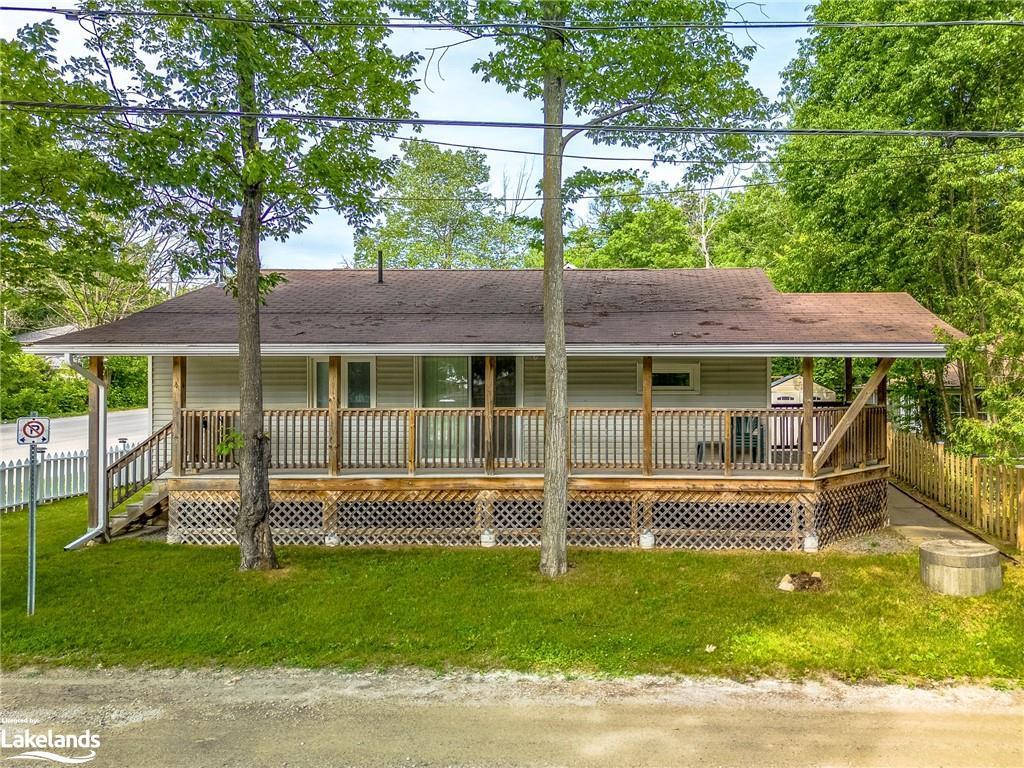 









349


Balm Beach

Road Ouest,
Tiny Twp,




ON
L9M 1R2

