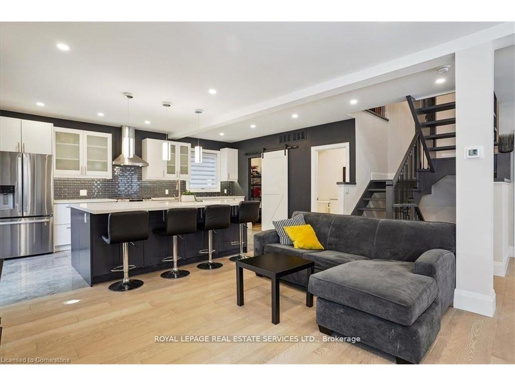 









24


Peel

Street,
Dundas,




ON
L9H 2Z9

