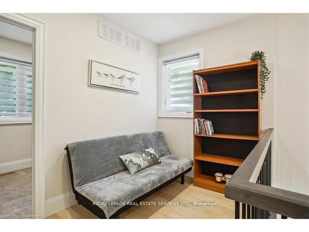 









24


Peel

Street,
Dundas,




ON
L9H 2Z9

