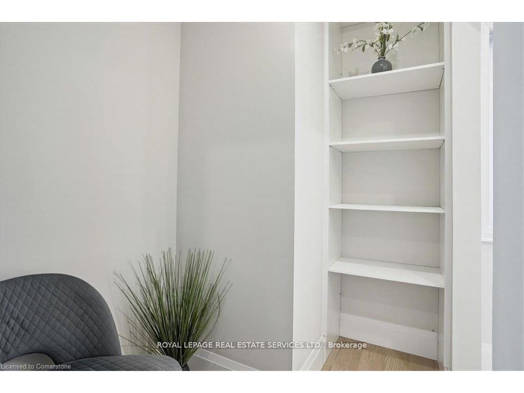 









24


Peel

Street,
Dundas,




ON
L9H 2Z9

