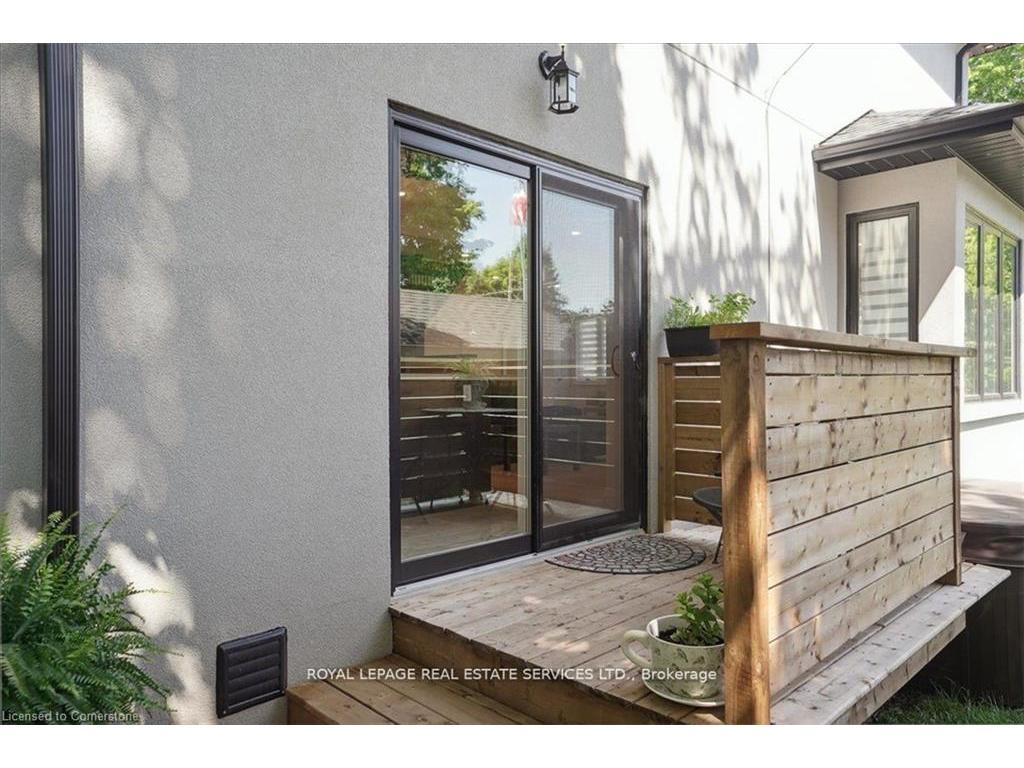 









24


Peel

Street,
Dundas,




ON
L9H 2Z9

