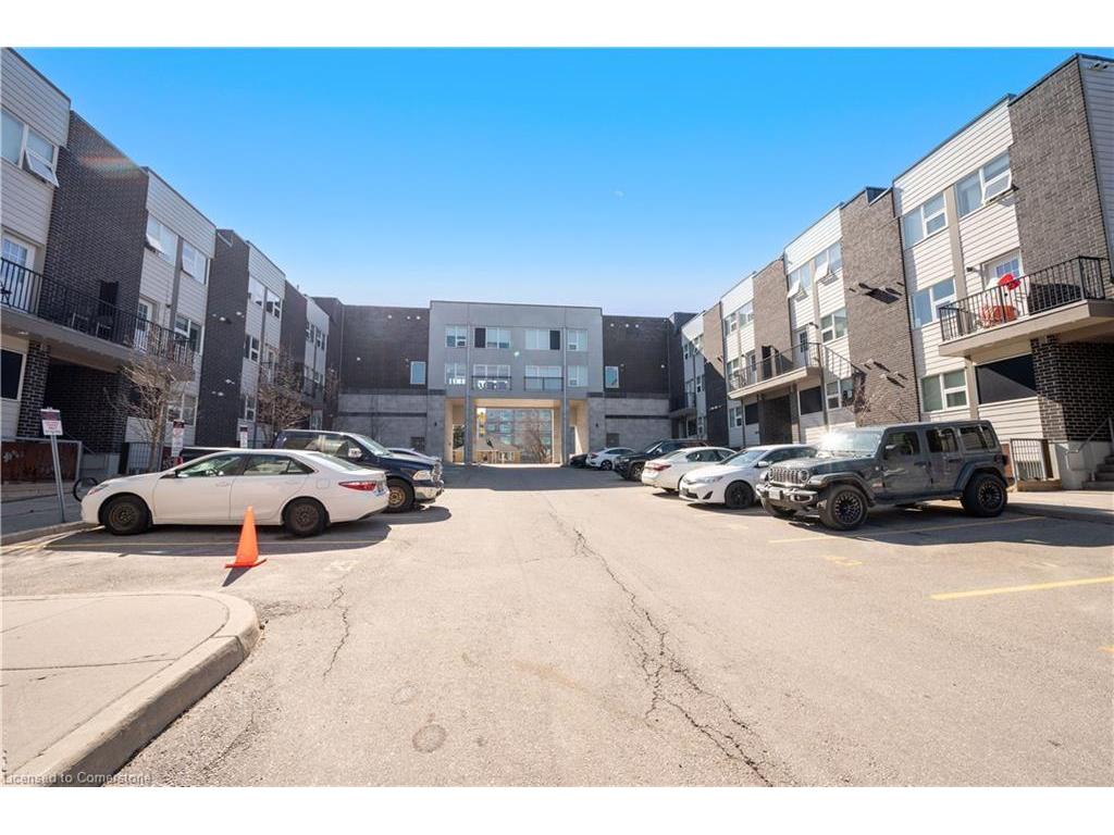 









288


Albert Street

Street, 209,
Waterloo,




ON
N2L 0G9

