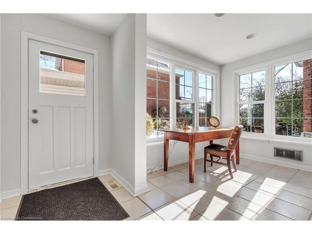 









8


Duff

Street,
Hamilton,




ON
L9C 1A7

