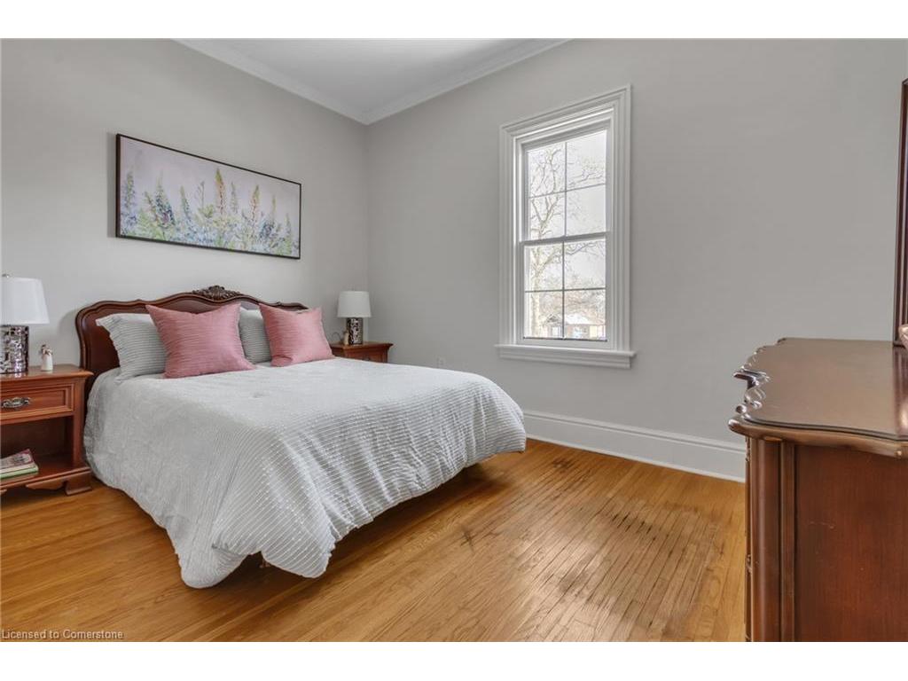 









8


Duff

Street,
Hamilton,




ON
L9C 1A7

