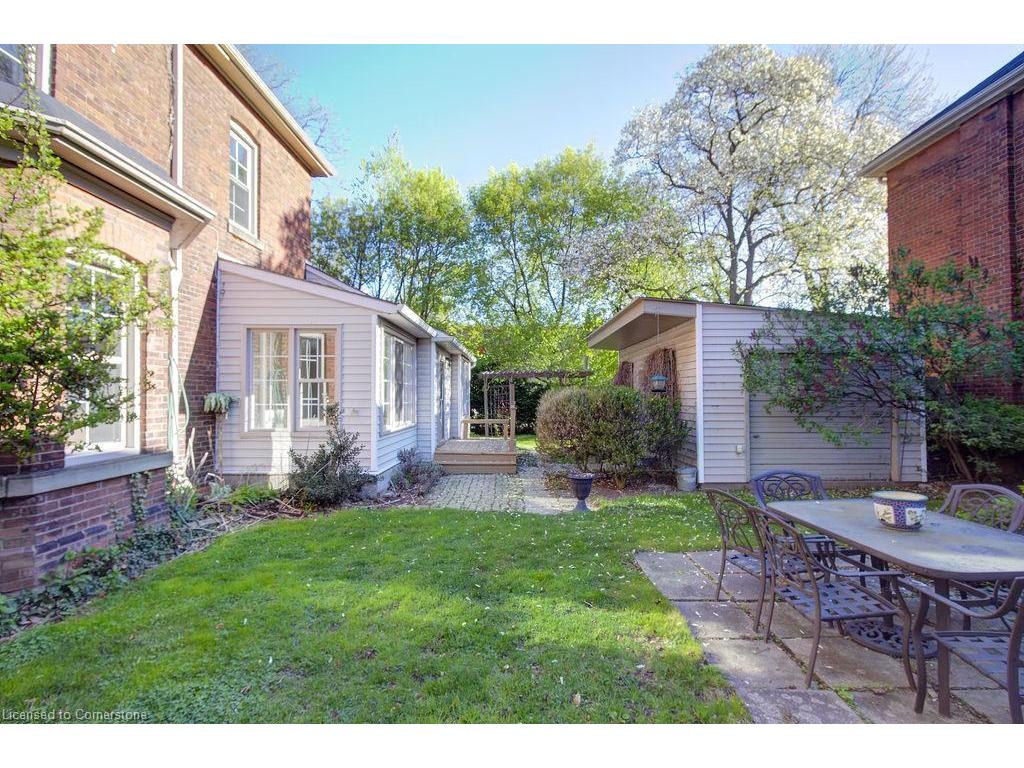 









8


Duff

Street,
Hamilton,




ON
L9C 1A7

