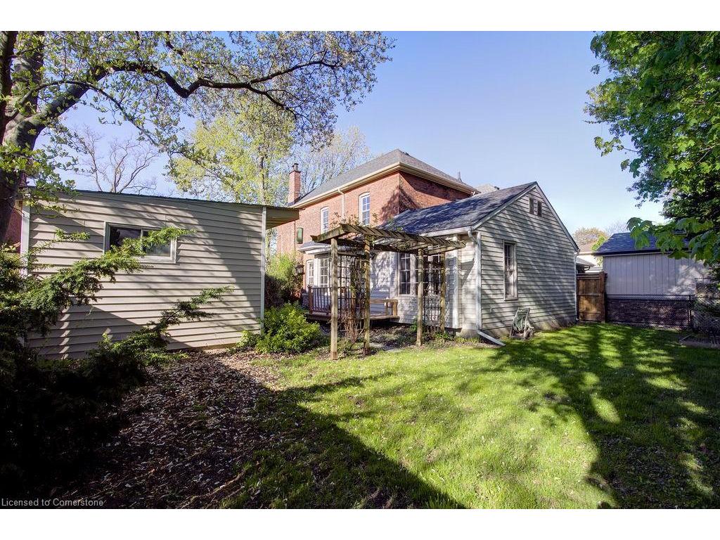 









8


Duff

Street,
Hamilton,




ON
L9C 1A7

