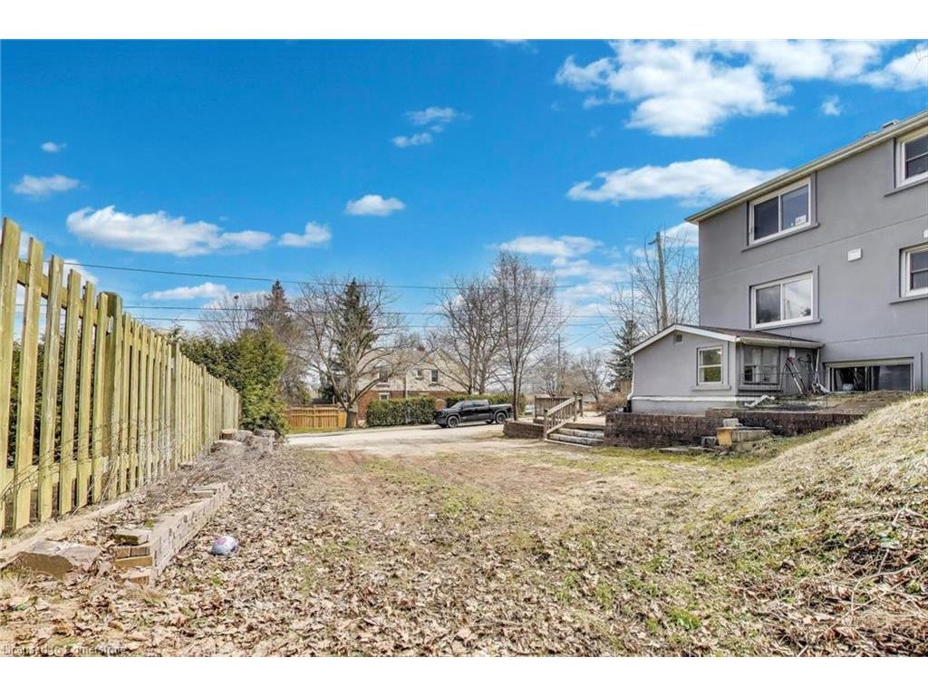 









18


Ewing

Street,
Georgetown,




ON
L7G 2P7


