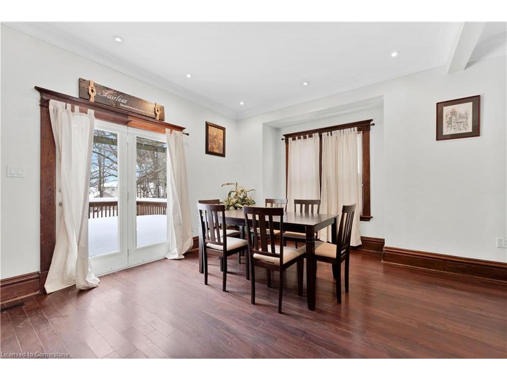 









217


Earl

Street,
Ingersoll,




ON
N5C 2X2

