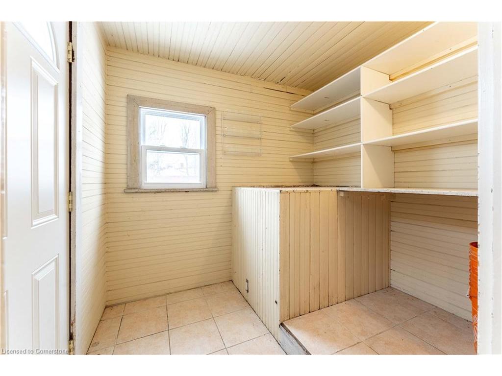 









217


Earl

Street,
Ingersoll,




ON
N5C 2X2


