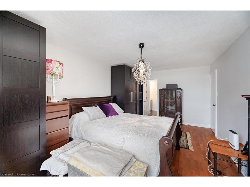 









627


The West Mall

, 508,
Toronto,




ON
M9C 4X5

