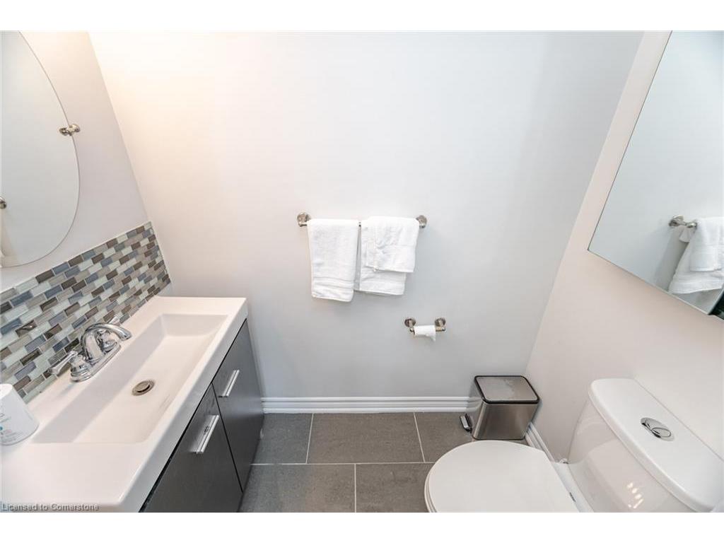 









627


The West Mall

, 508,
Toronto,




ON
M9C 4X5

