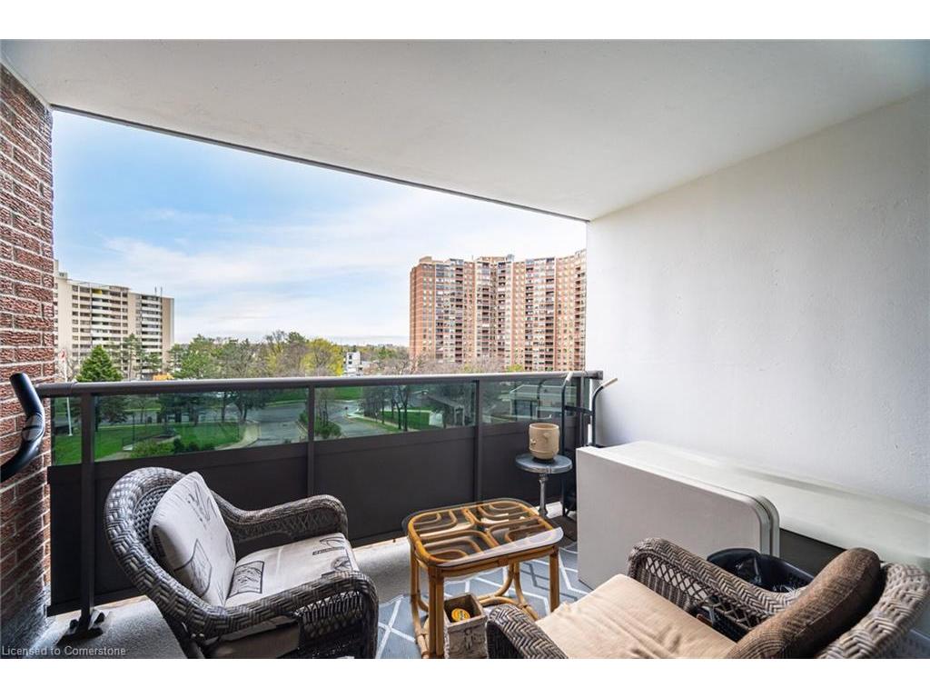 









627


The West Mall

, 508,
Toronto,




ON
M9C 4X5

