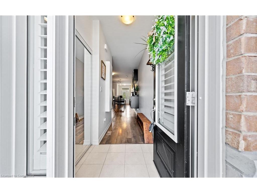 









82


Daylily

Lane East,
Kitchener,




ON
N2R 0L7

