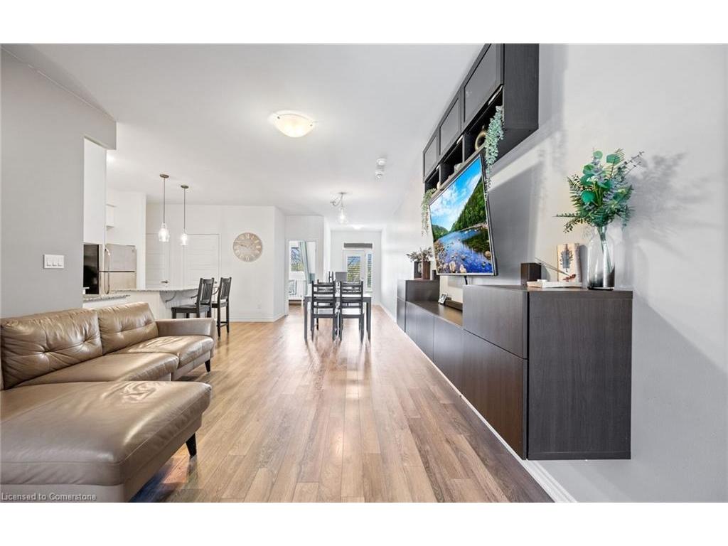 









82


Daylily

Lane East,
Kitchener,




ON
N2R 0L7

