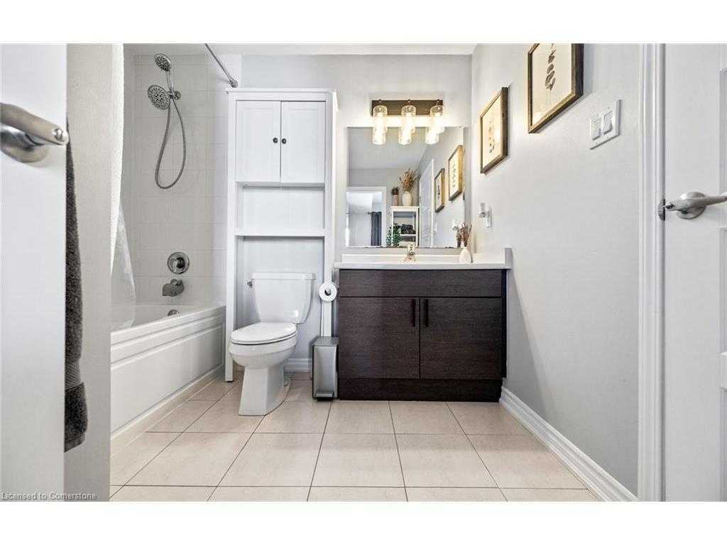 









82


Daylily

Lane East,
Kitchener,




ON
N2R 0L7

