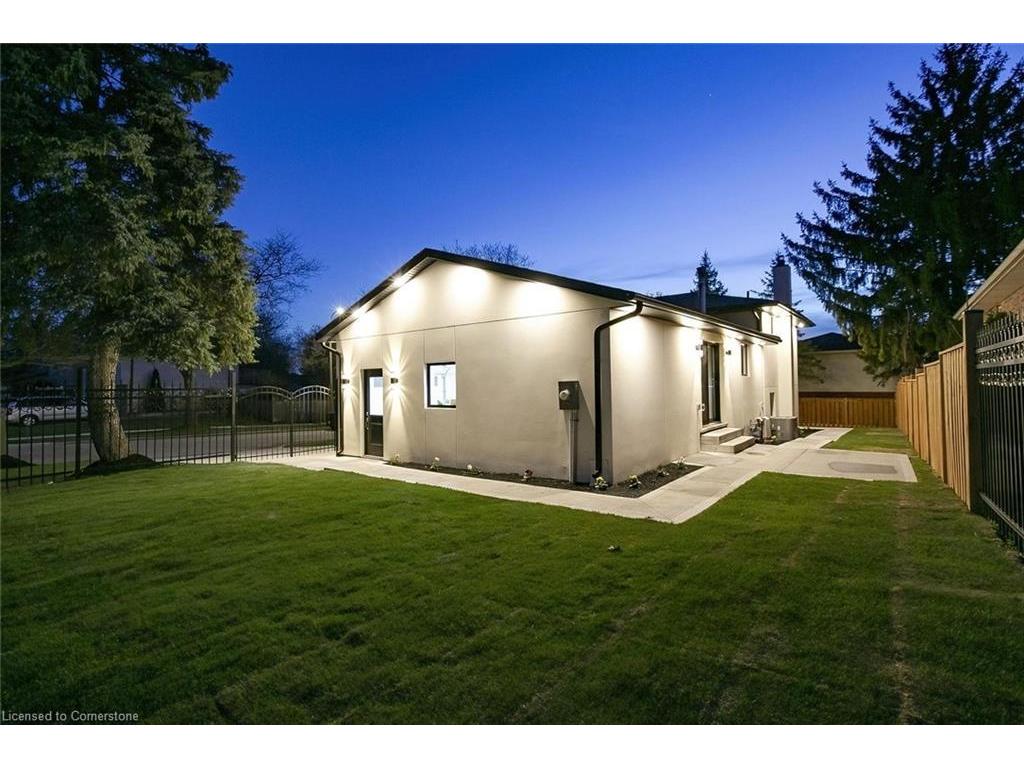 









633


Green Meadow

Crescent,
Waterloo,




ON
N2V 1E1

