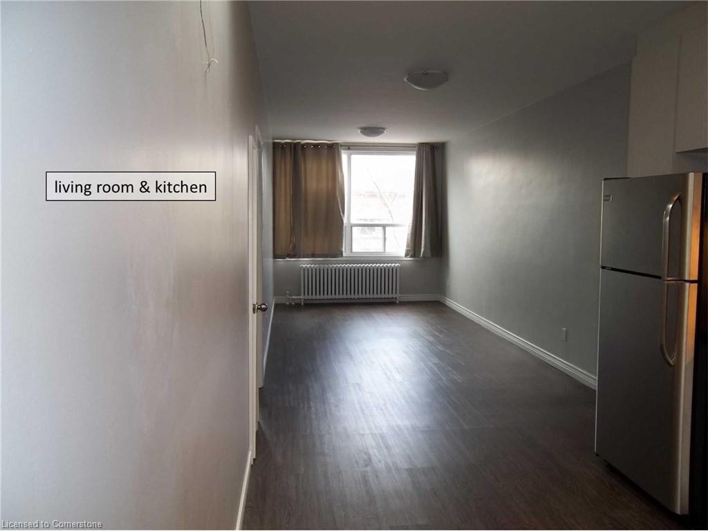 









273


Lakeshore

Road East, 3,
Mississauga,




ON
L5G 1G8

