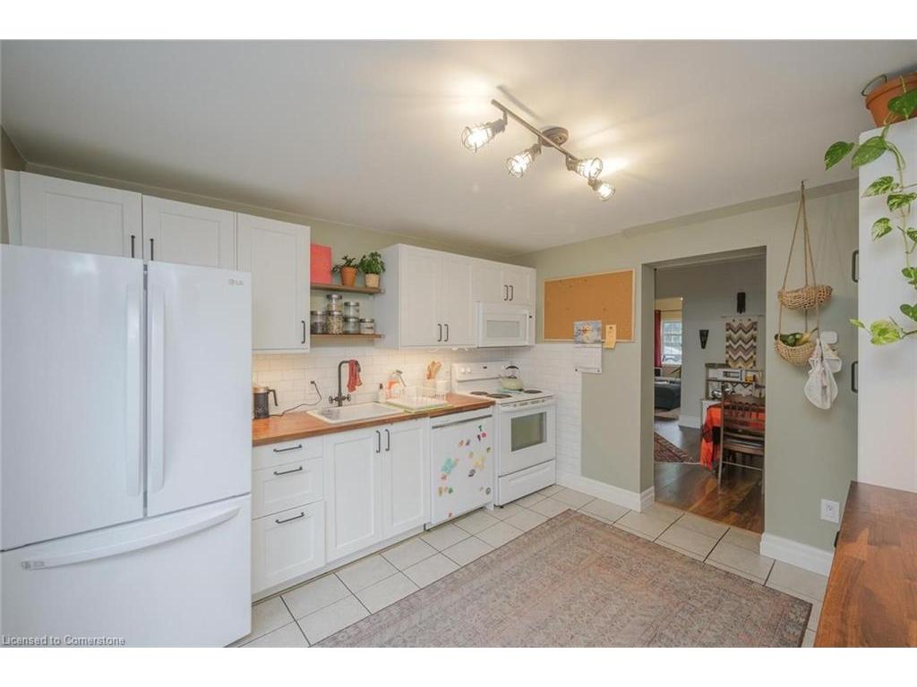 









19


Strachan

Street East,
Hamilton,




ON
L8S 1S4

