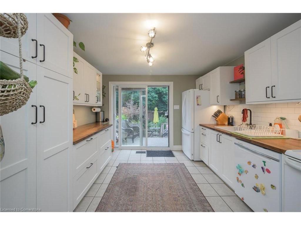 









19


Strachan

Street East,
Hamilton,




ON
L8S 1S4

