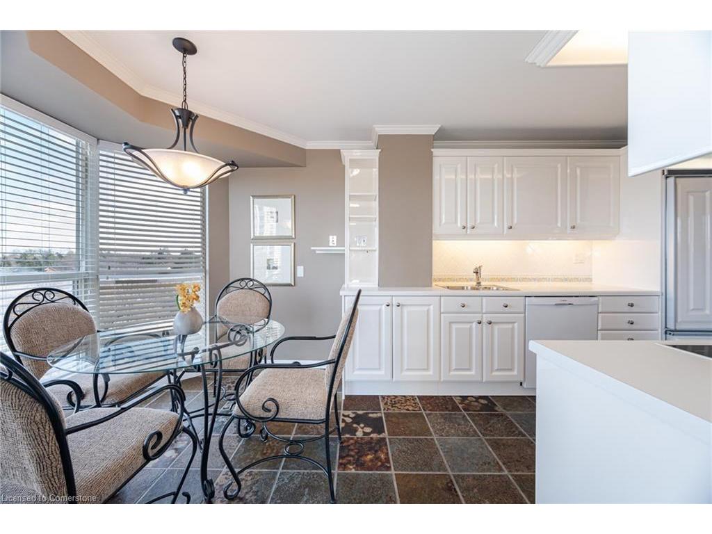 









1700


The Collegeway

, 710,
Mississauga,




ON
L5L 4M2

