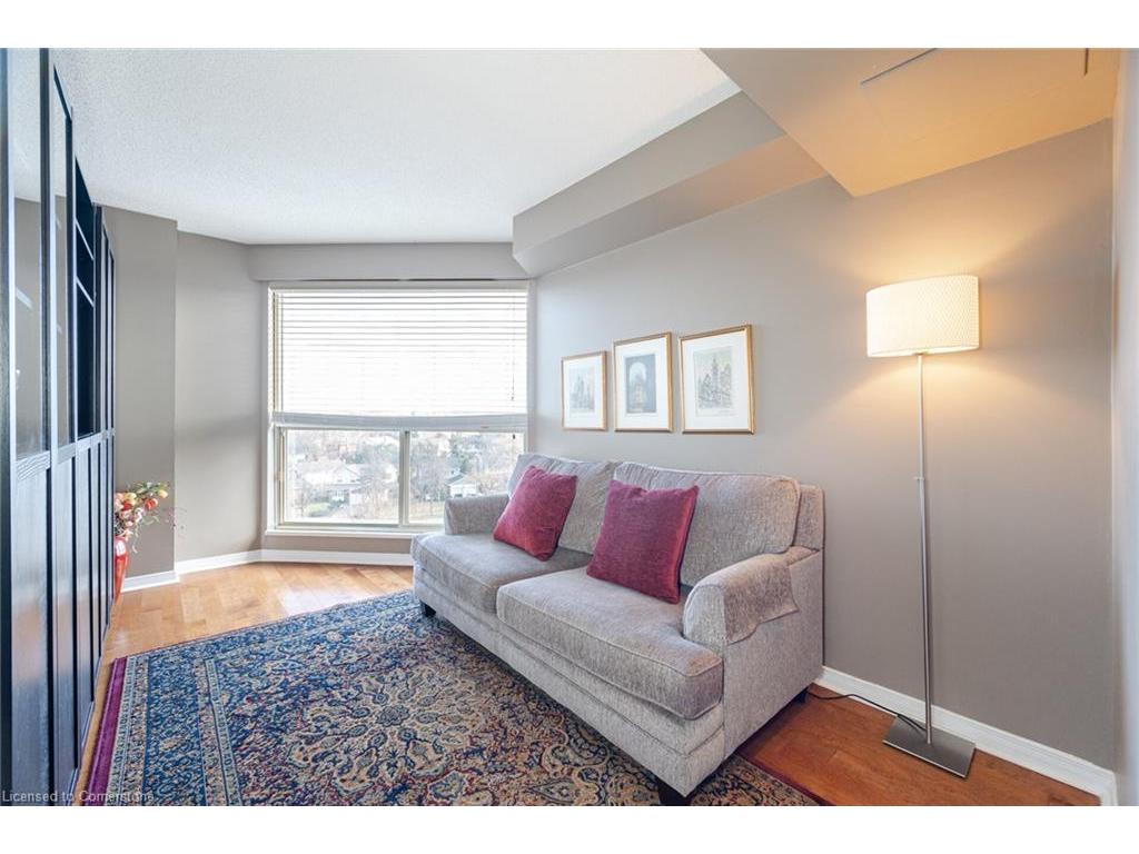 









1700


The Collegeway

, 710,
Mississauga,




ON
L5L 4M2

