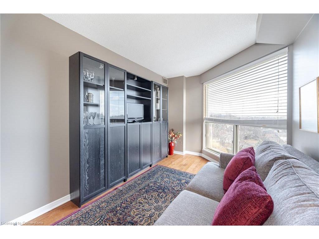









1700


The Collegeway

, 710,
Mississauga,




ON
L5L 4M2

